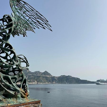 Casa Vacanza Maria Apartment Giardini Naxos Luaran gambar